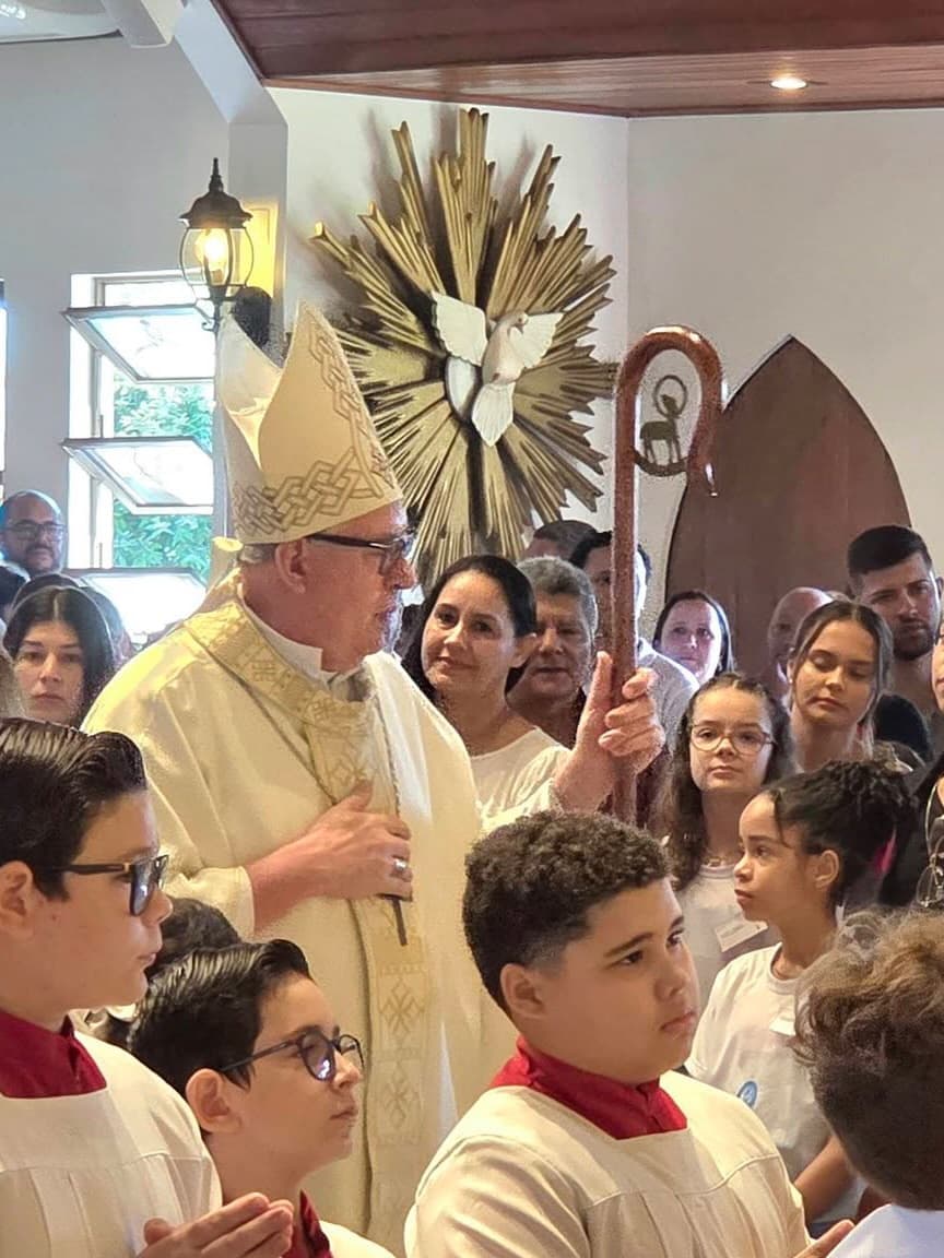 “Pedras Vivas”: 38 jovens recebem a Crisma